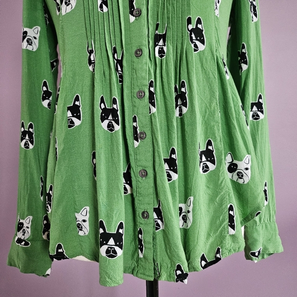 Maeve Anthropologie Green Dog Print Pintucked Button Down Peplum Blouse - Picture 6 of 15